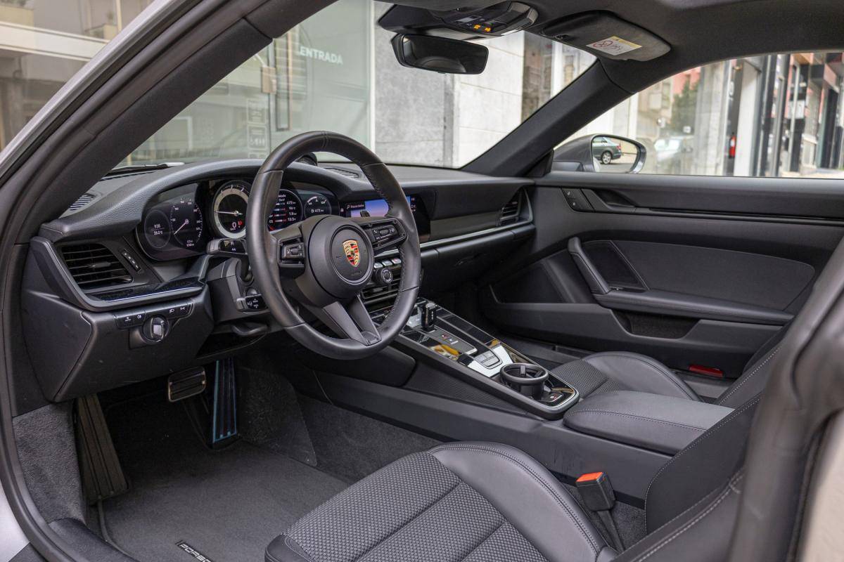 porsche-992-2023-gasolina-2981cc