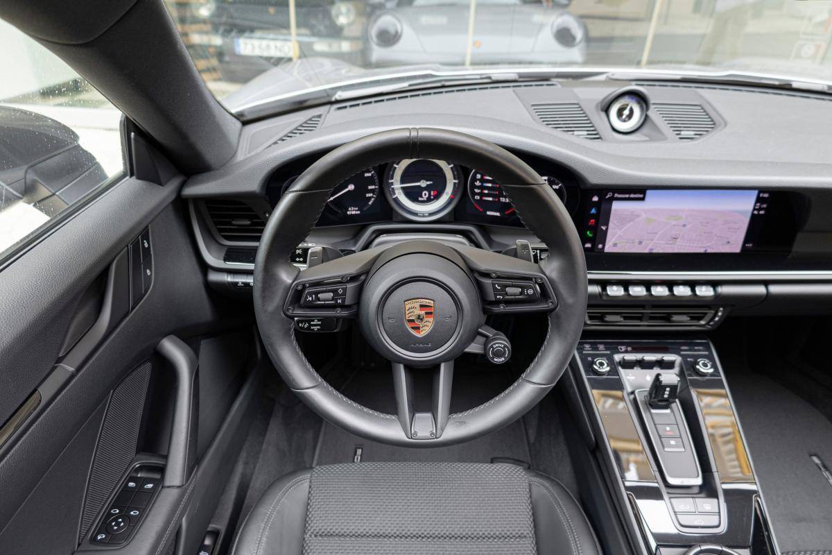 porsche-992-2023-gasolina-2981cc