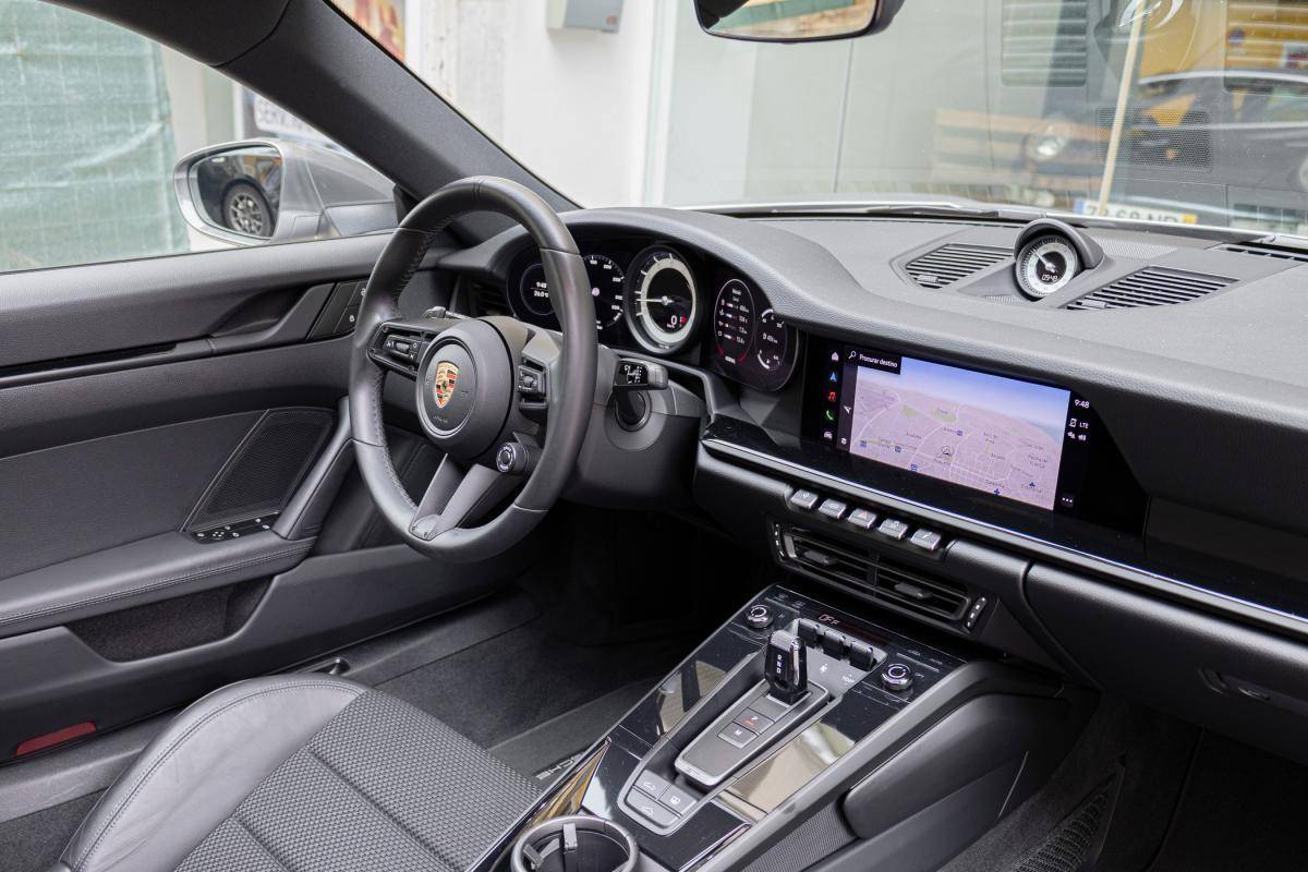 porsche-992-2023-gasolina-2981cc