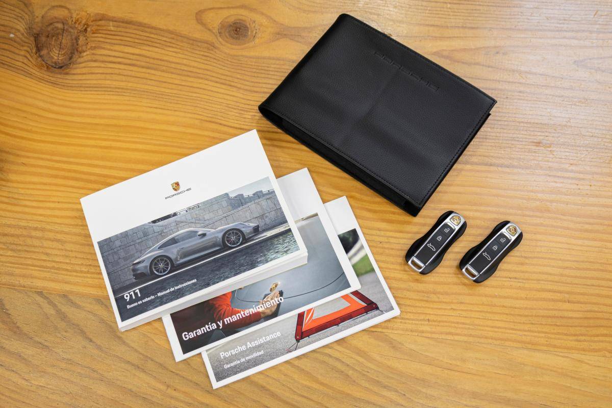 porsche-992-2023-gasolina-2981cc