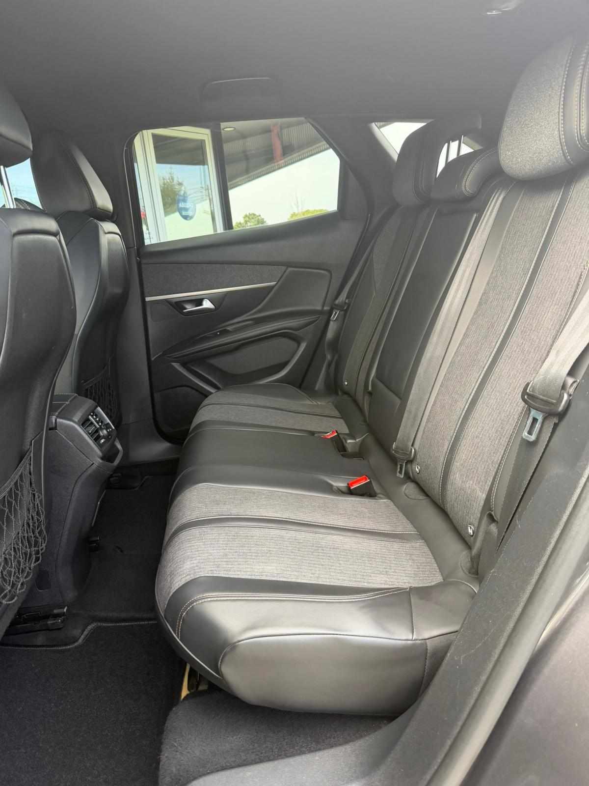 peugeot-3008-2018-diesel-1499cc