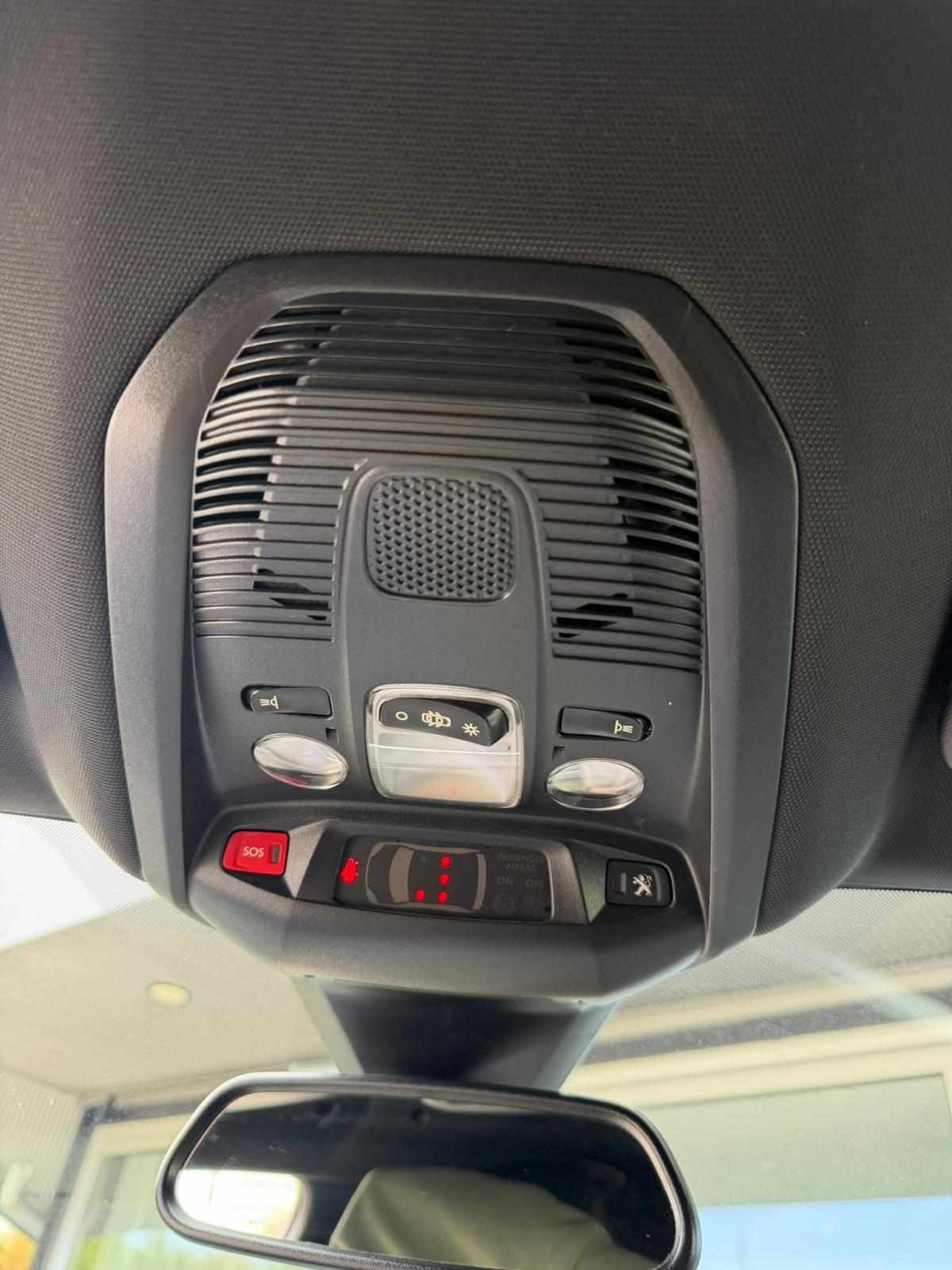 peugeot-3008-2018-diesel-1499cc