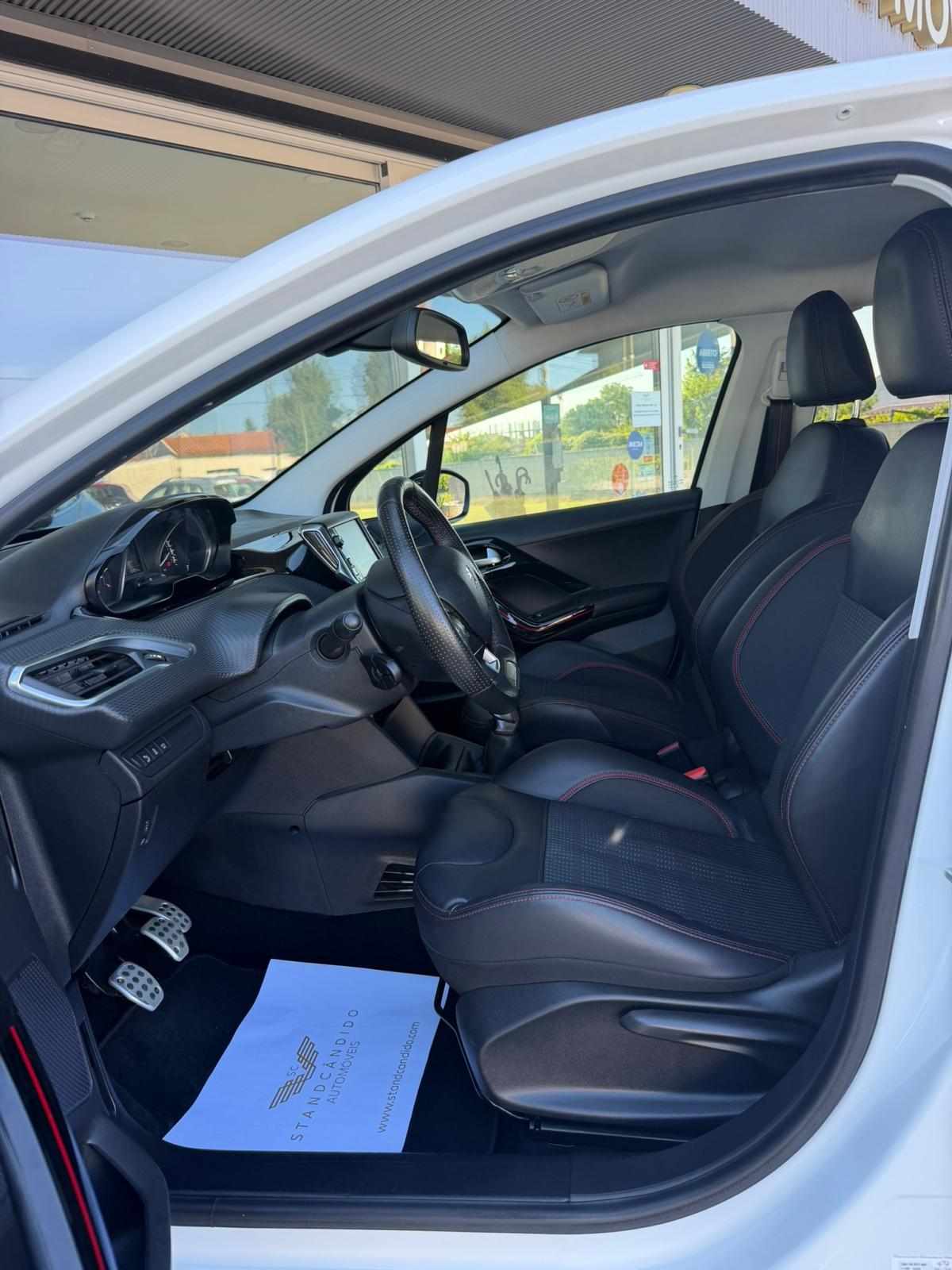peugeot-208-2016-gasolina-1199cc
