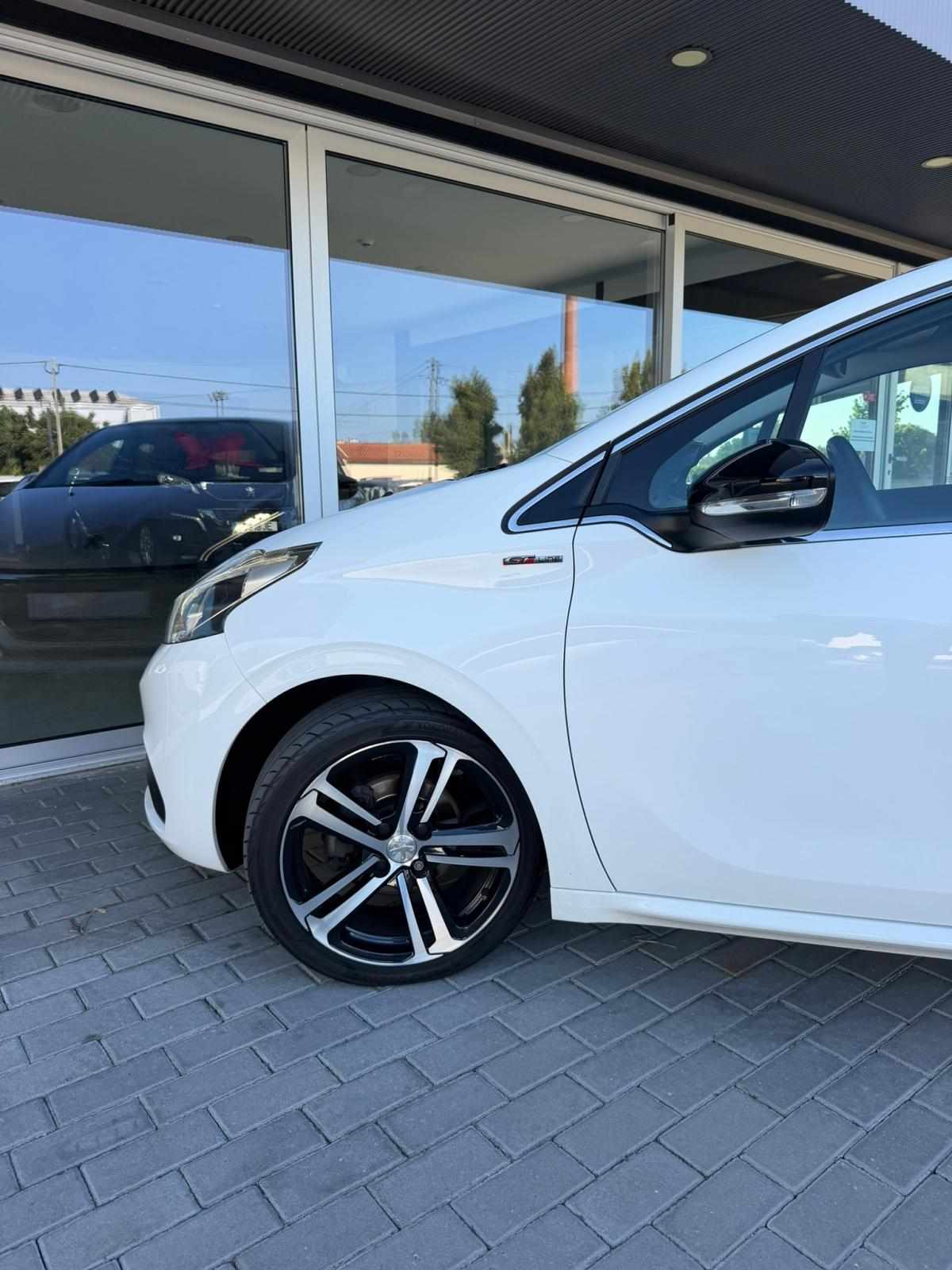peugeot-208-2016-gasolina-1199cc