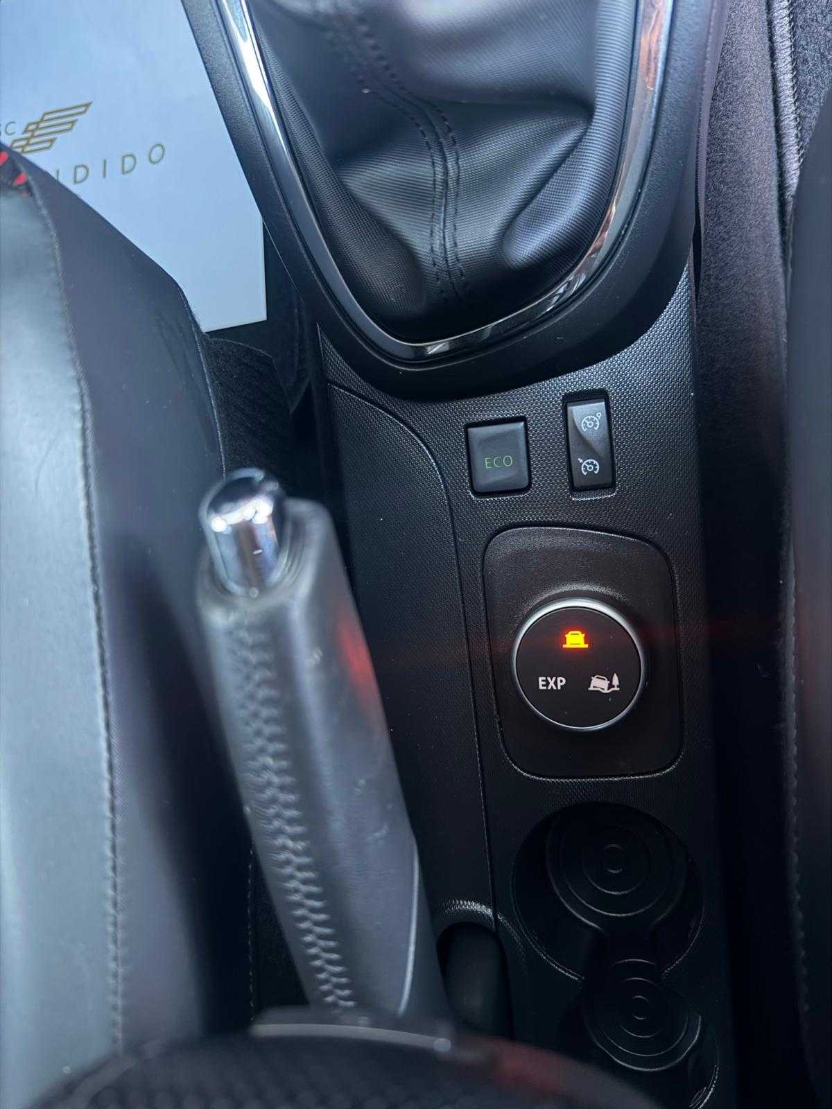 renault-captur-2015-gasolina-898cc