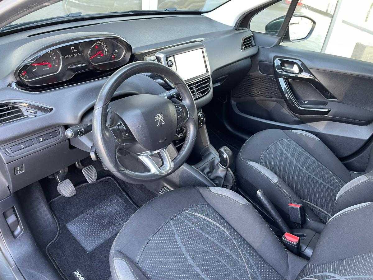 peugeot-208-2015-diesel-1560cc