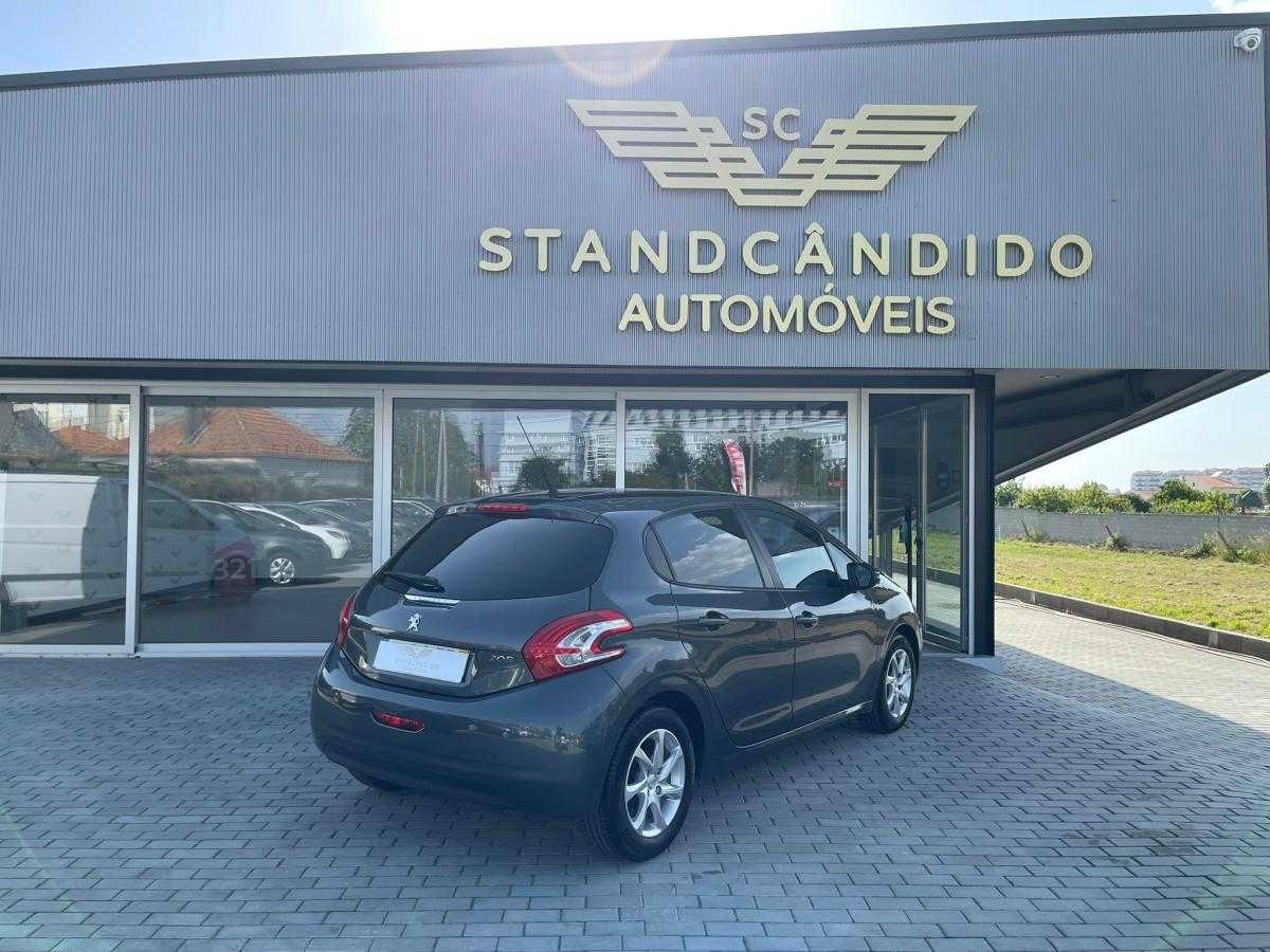 peugeot-208-2015-diesel-1560cc