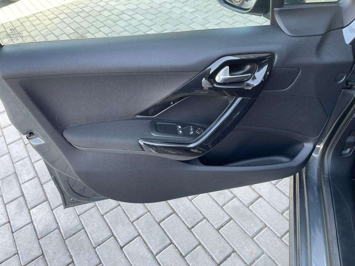 peugeot-208-2015-diesel-1560cc