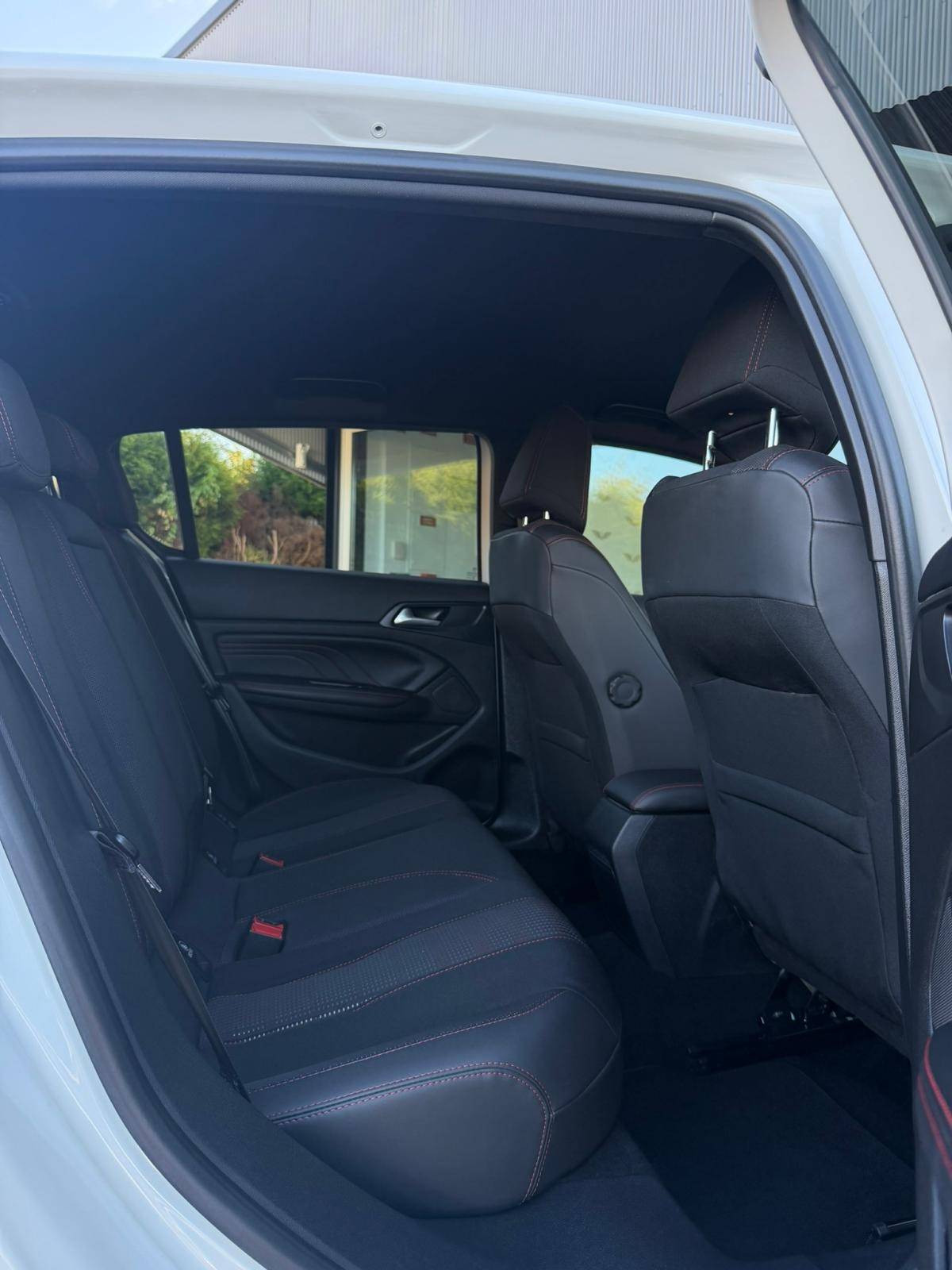 peugeot-308-2018-gasolina-1199cc