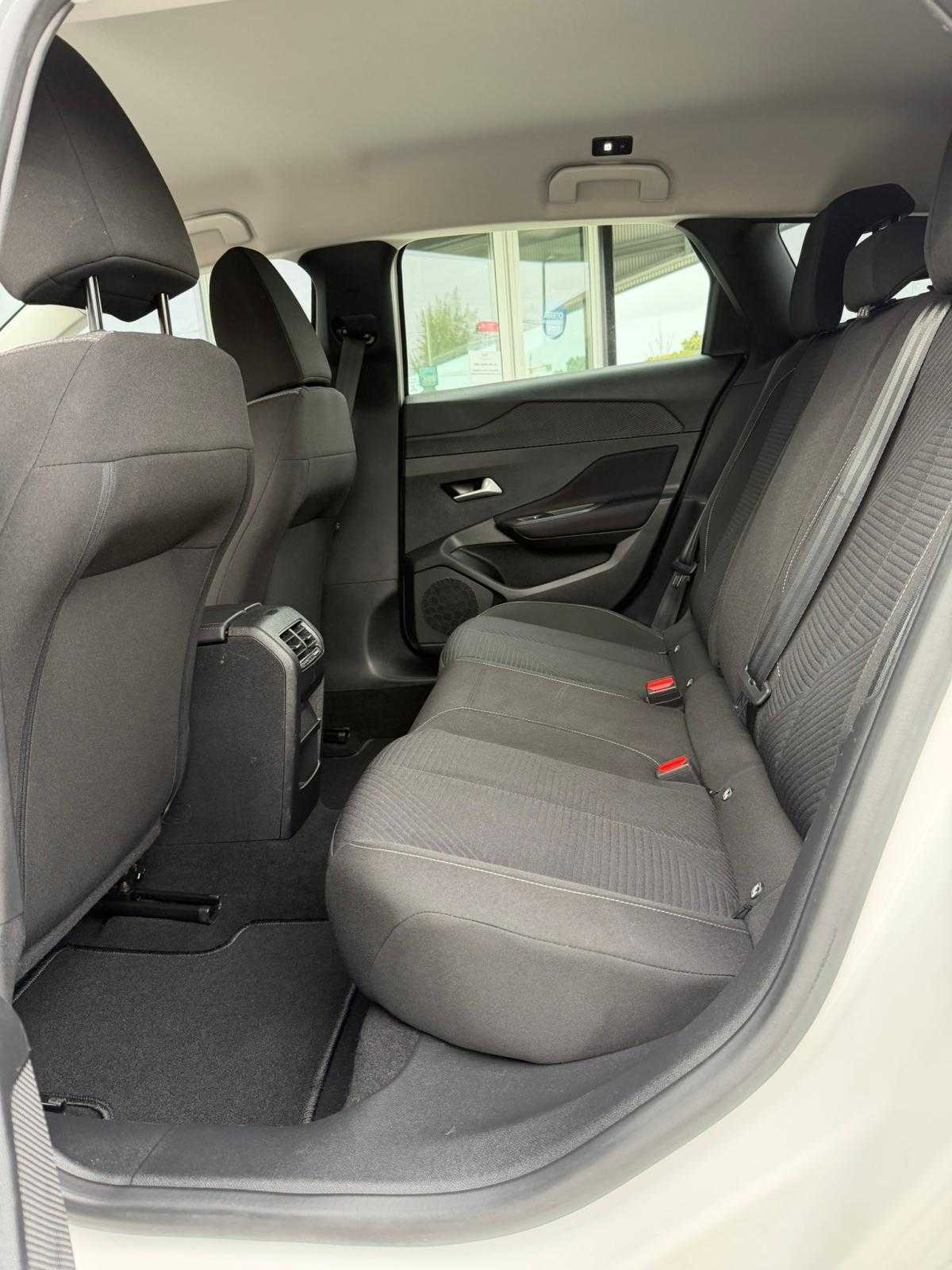 peugeot-308-sw-2023-diesel-1499cc