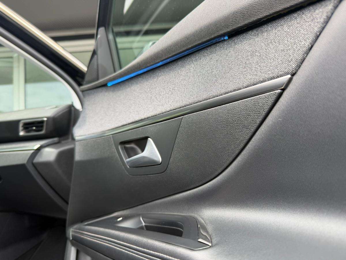 peugeot-5008-2018-diesel-1499cc