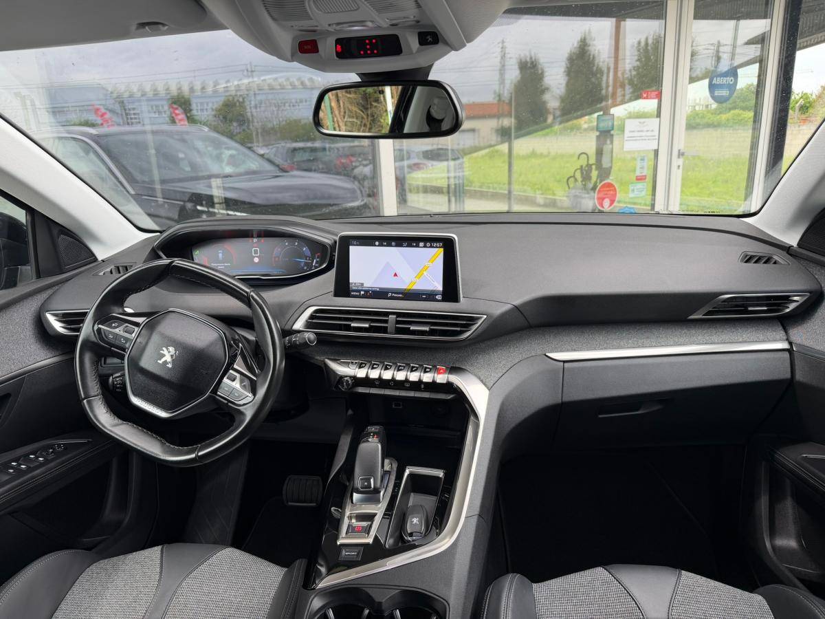 peugeot-5008-2018-diesel-1499cc
