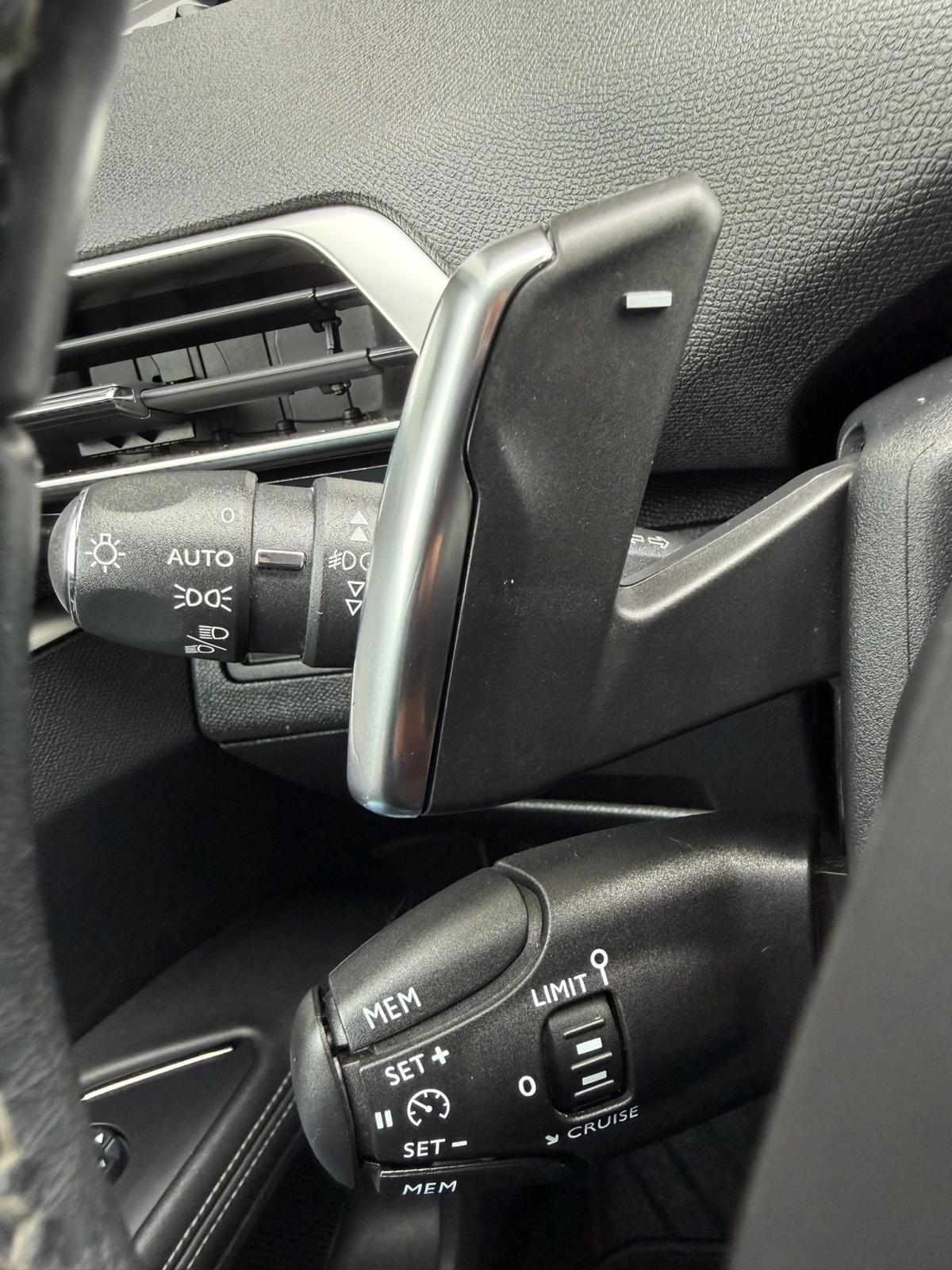 peugeot-5008-2018-diesel-1499cc