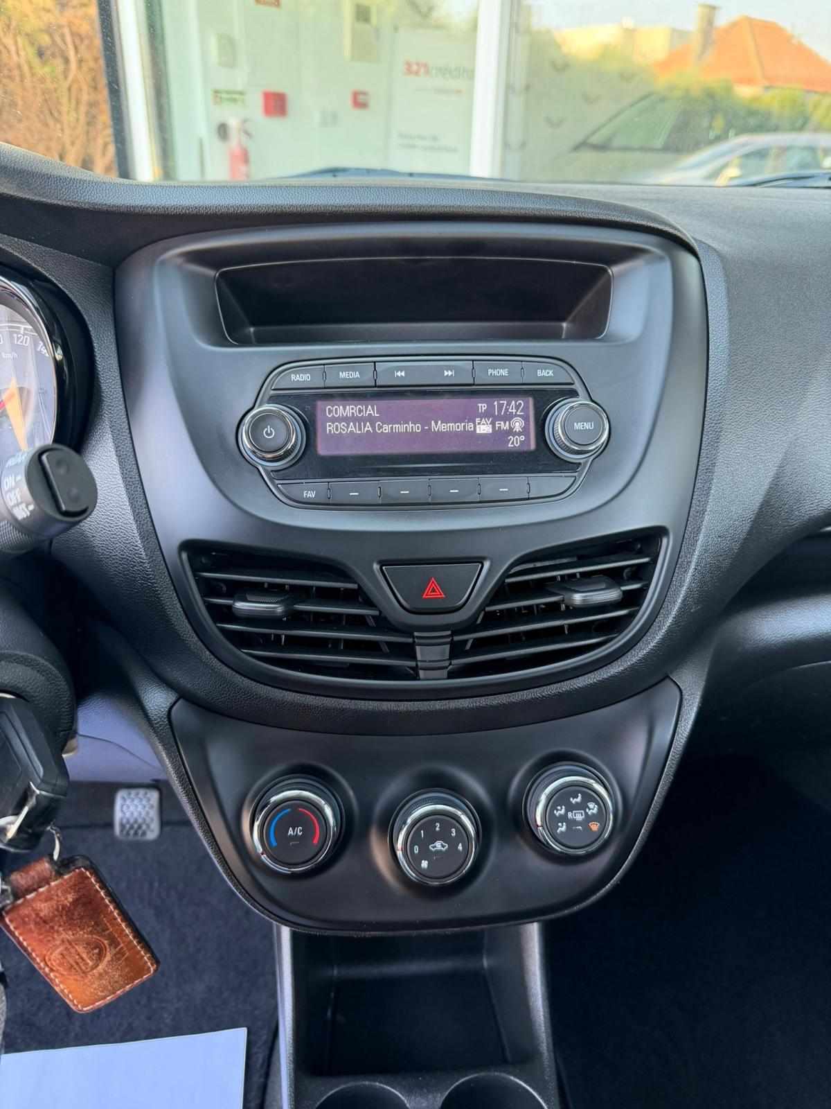 opel-karl-2018-gasolina-999cc