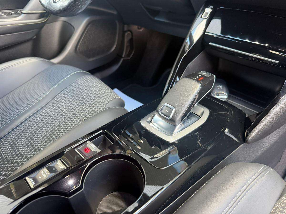 peugeot-2008-2021-gasolina-1199cc