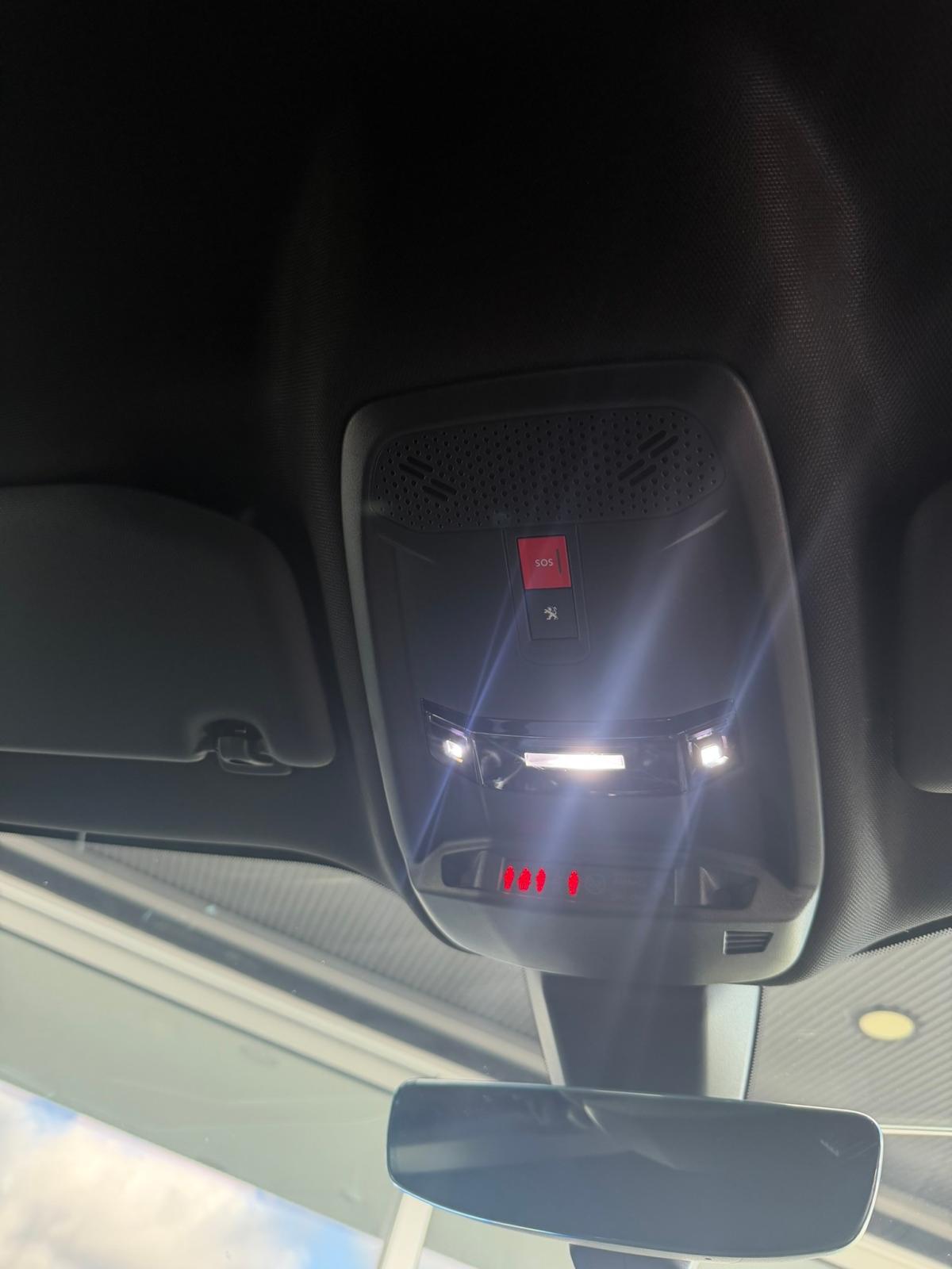 peugeot-2008-2021-gasolina-1199cc