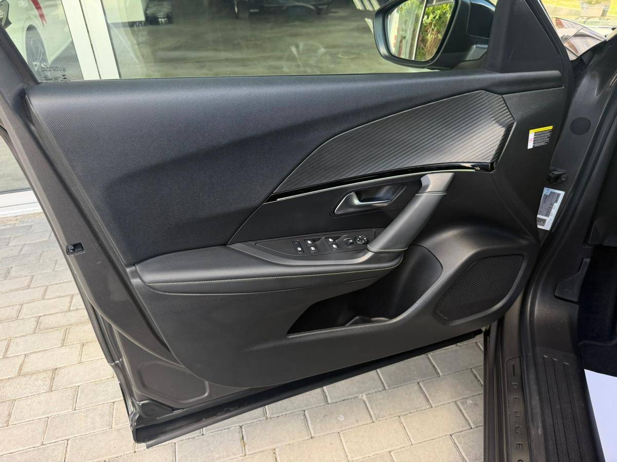 peugeot-2008-2021-gasolina-1199cc