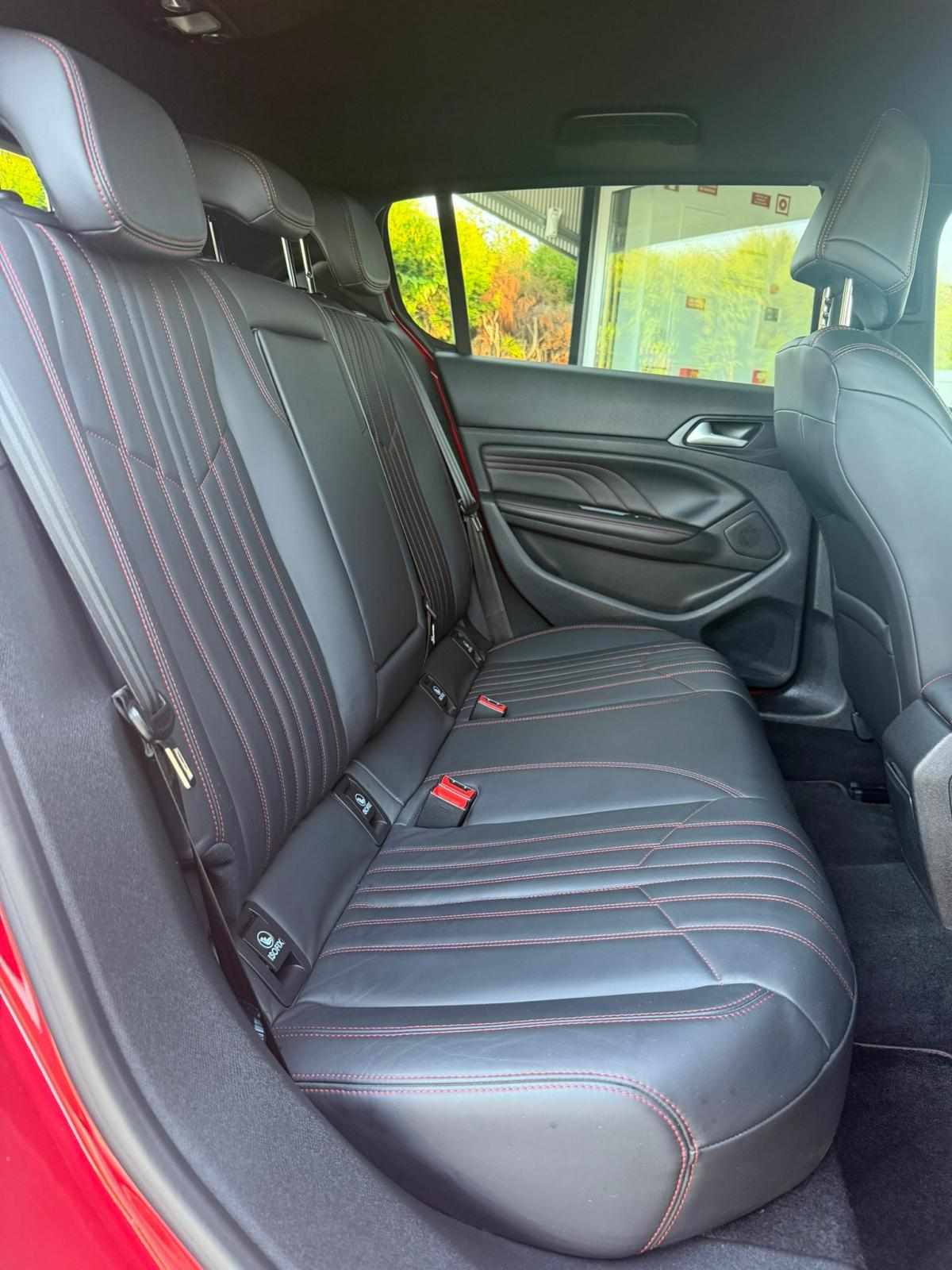peugeot-308-2016-gasolina-1199cc