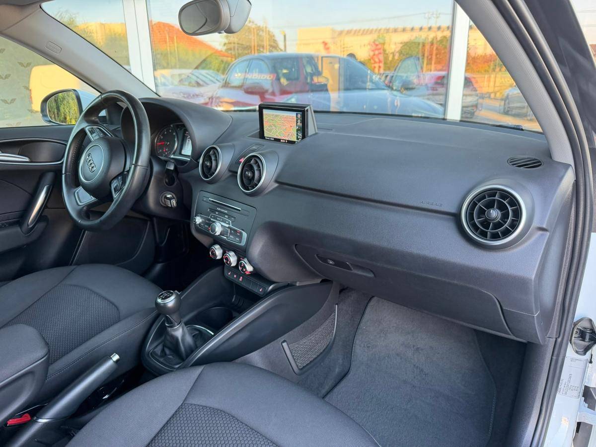 audi-a1-sportback-2015-gasolina-999cc
