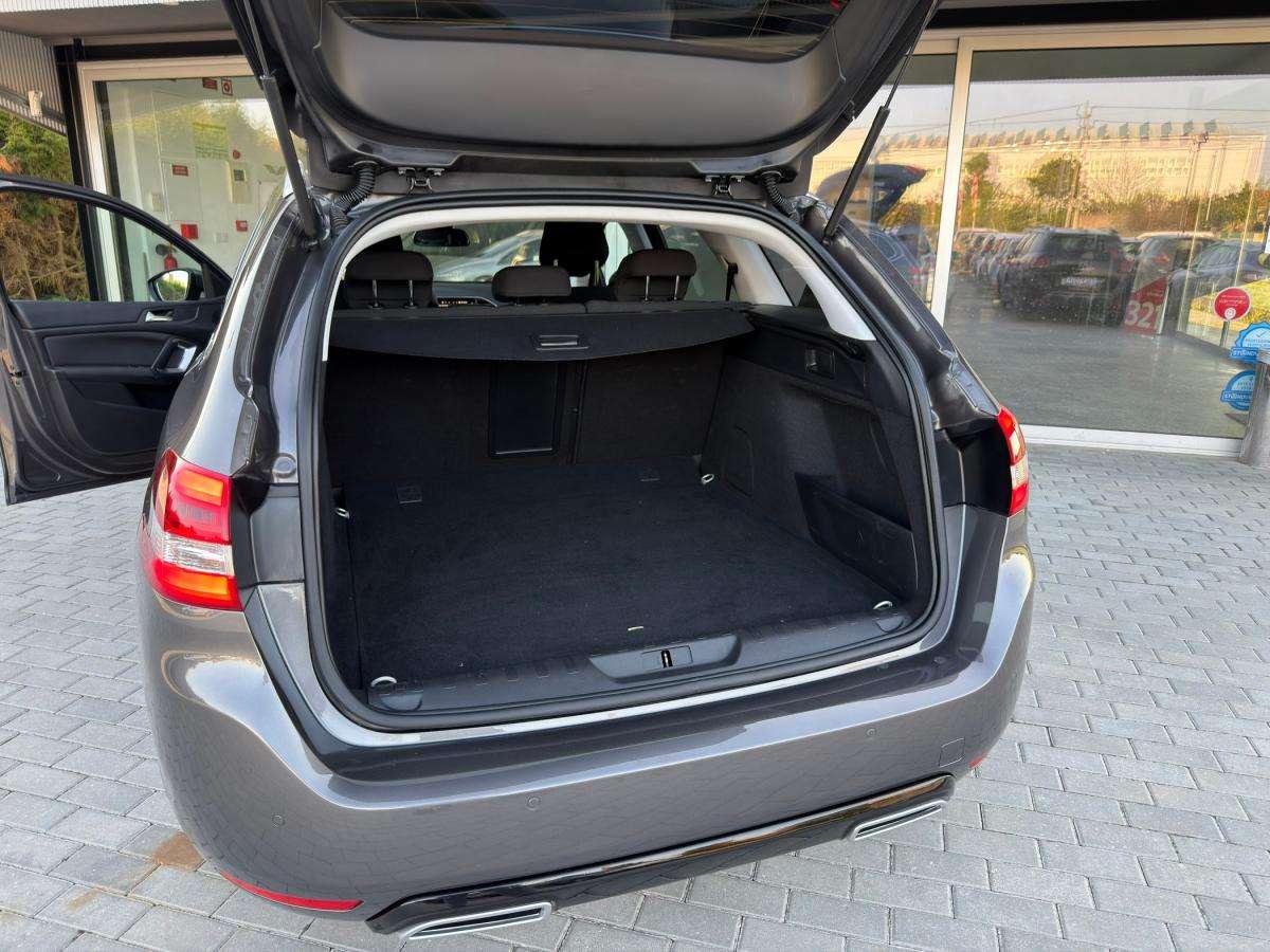 peugeot-308-sw-2019-diesel-1499cc