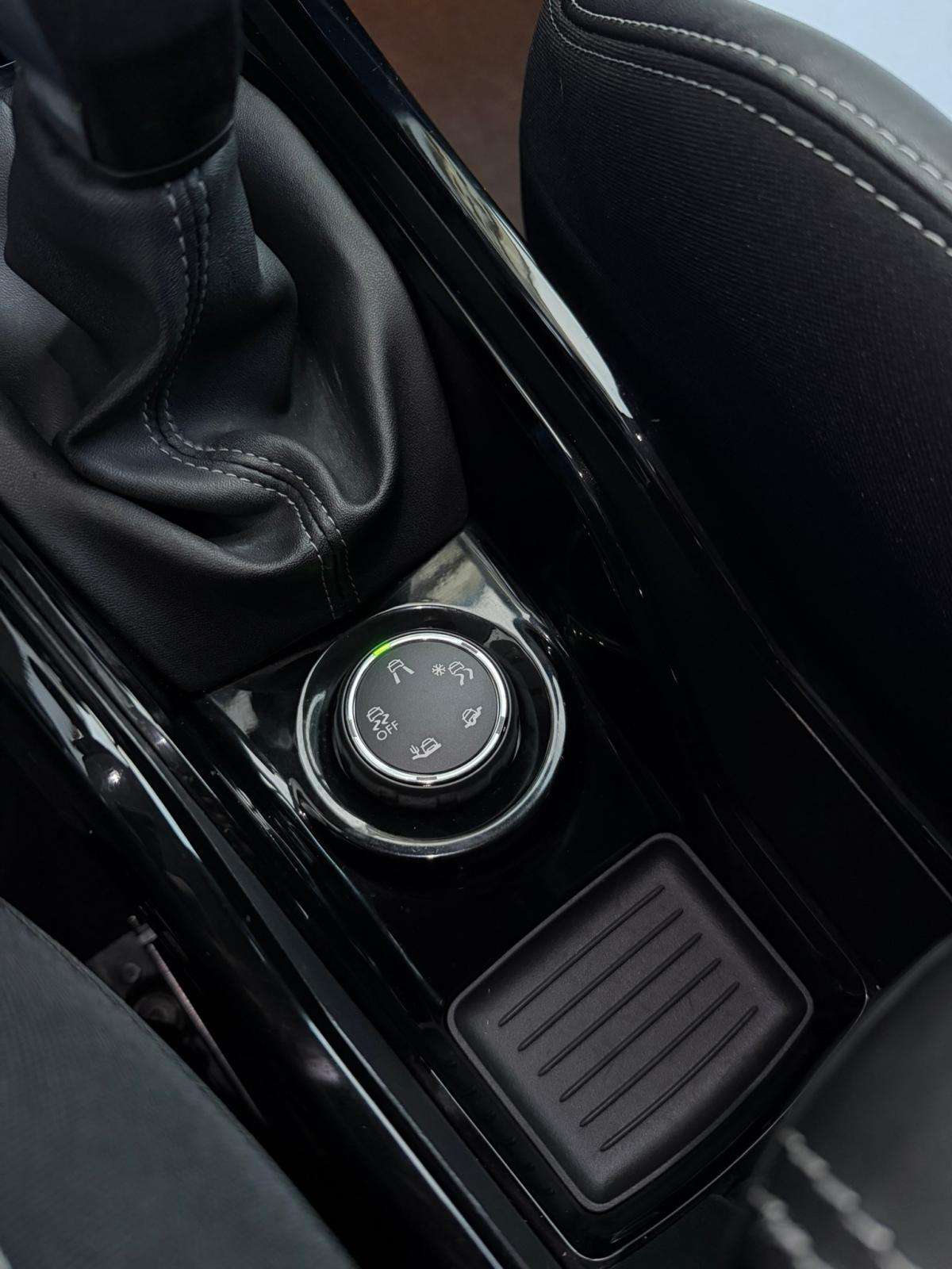 peugeot-2008-2016-gasolina-1199cc