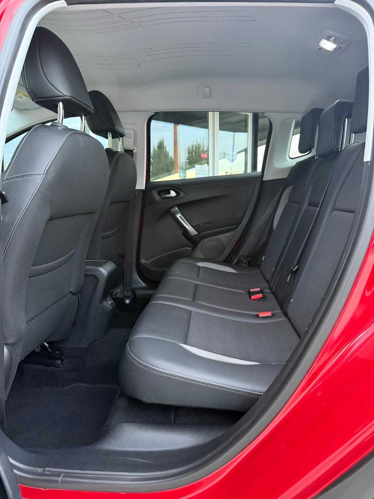 peugeot-2008-2016-gasolina-1199cc