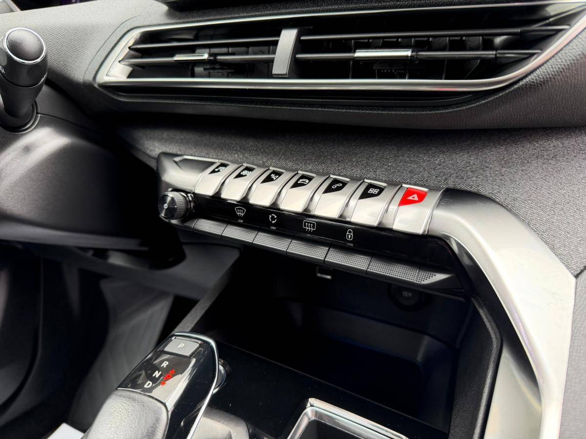 peugeot-3008-2022-diesel-1499cc