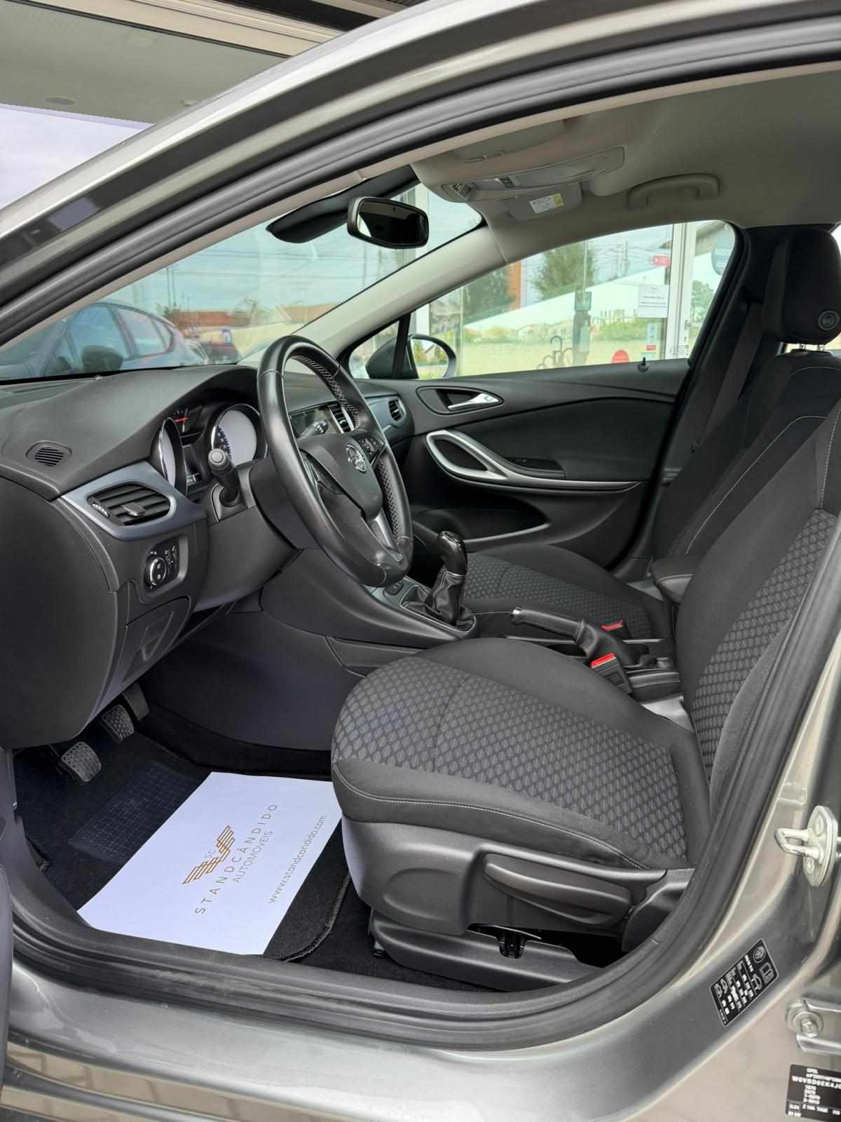 opel-astra-2018-diesel-1598cc