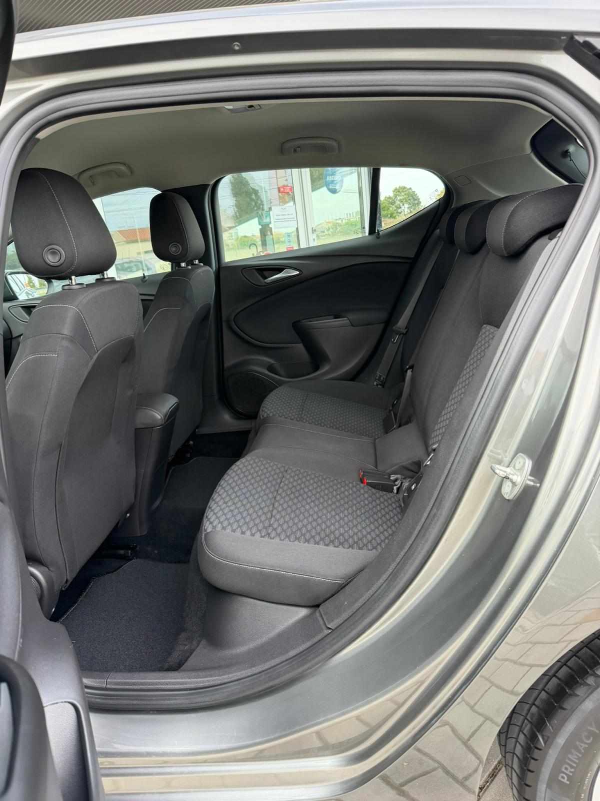 opel-astra-2018-diesel-1598cc
