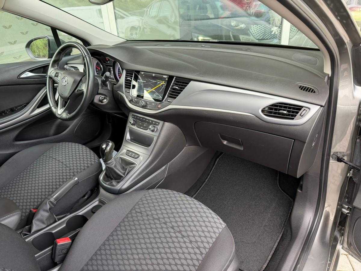 opel-astra-2018-diesel-1598cc