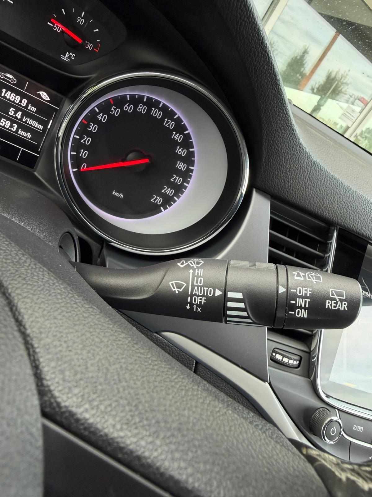 opel-astra-2018-diesel-1598cc