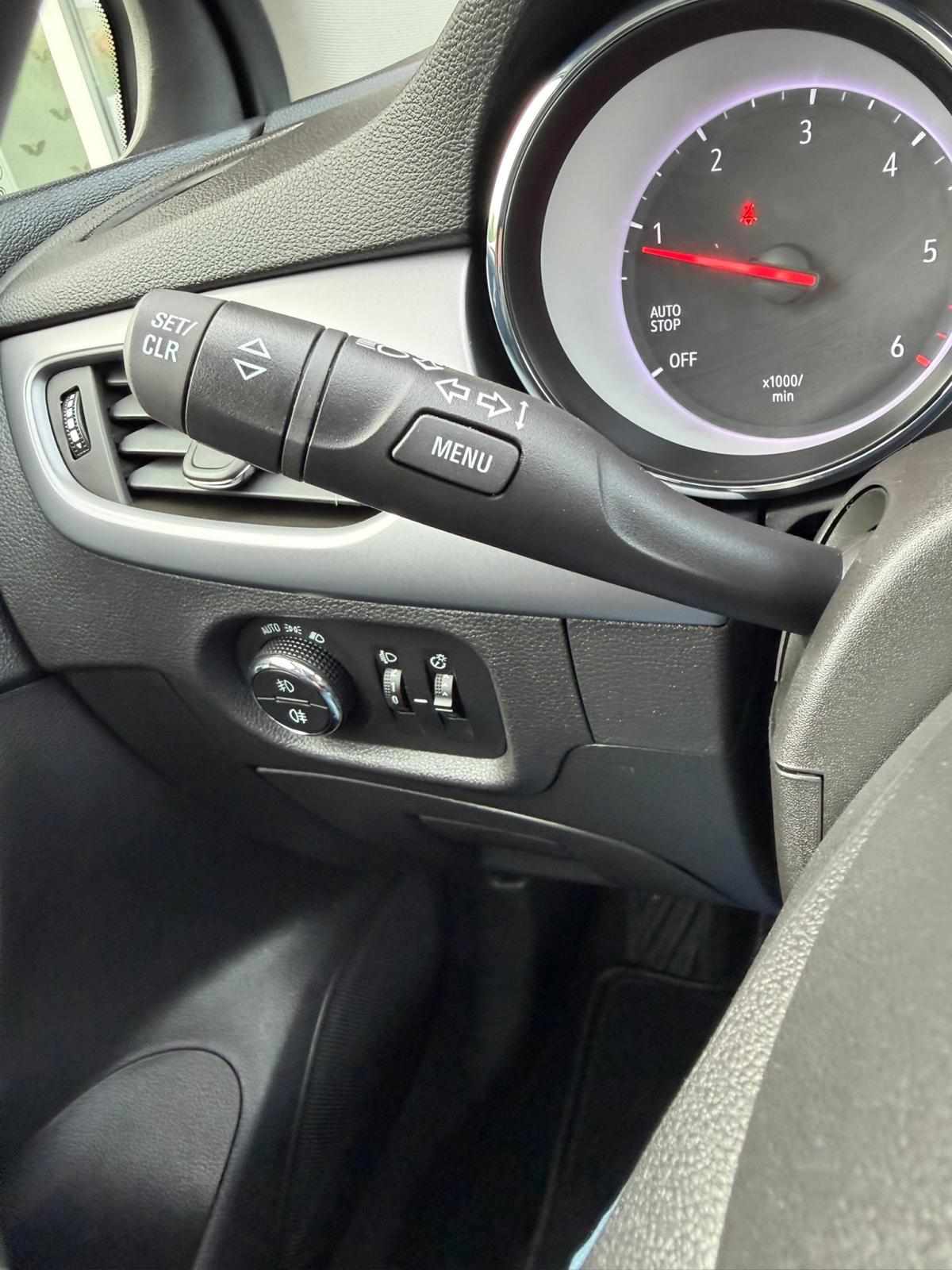 opel-astra-2018-diesel-1598cc