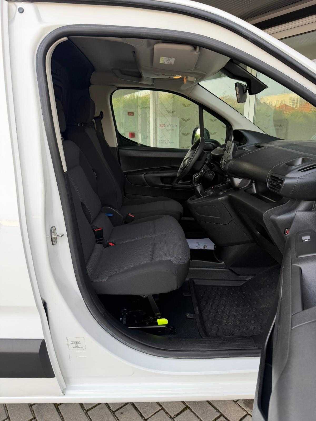 peugeot-partner-2020-diesel-1499cc