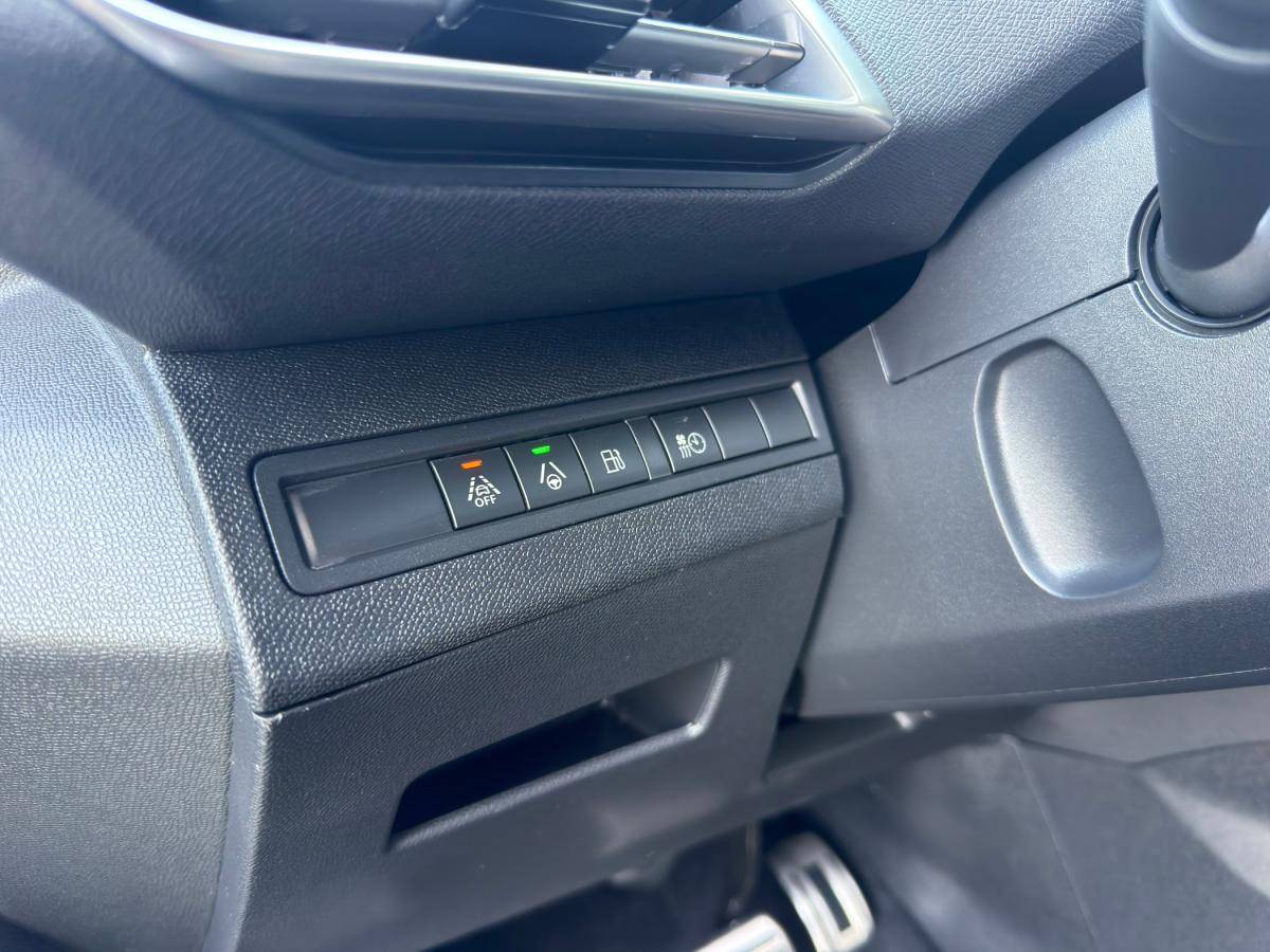 peugeot-3008-2021-hibrido-a-gasolina-1598cc