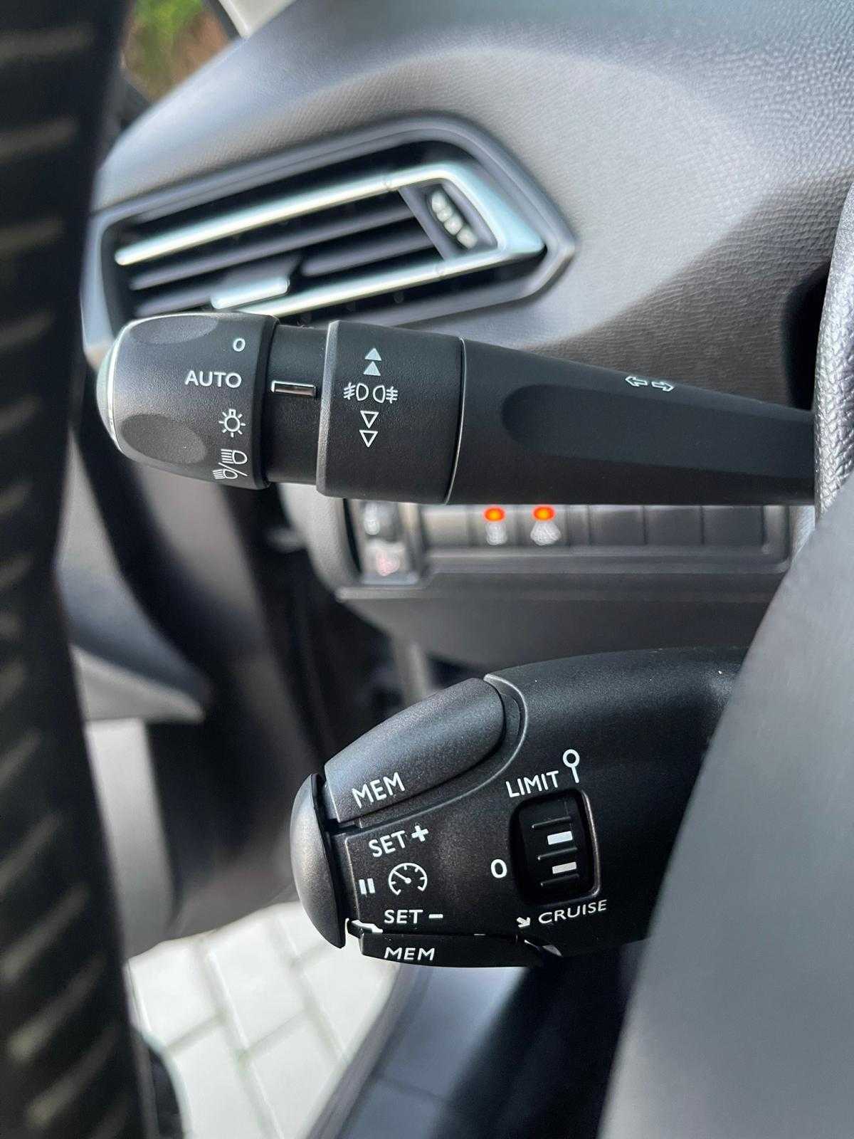peugeot-308-2020-diesel-1499cc