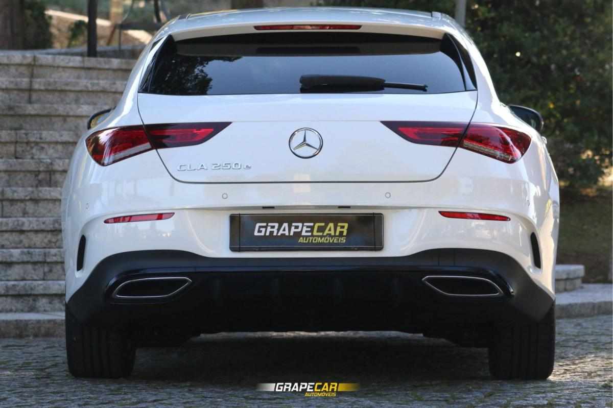 mercedes-benz-cla-250-e-2021-gasolina-1332cc