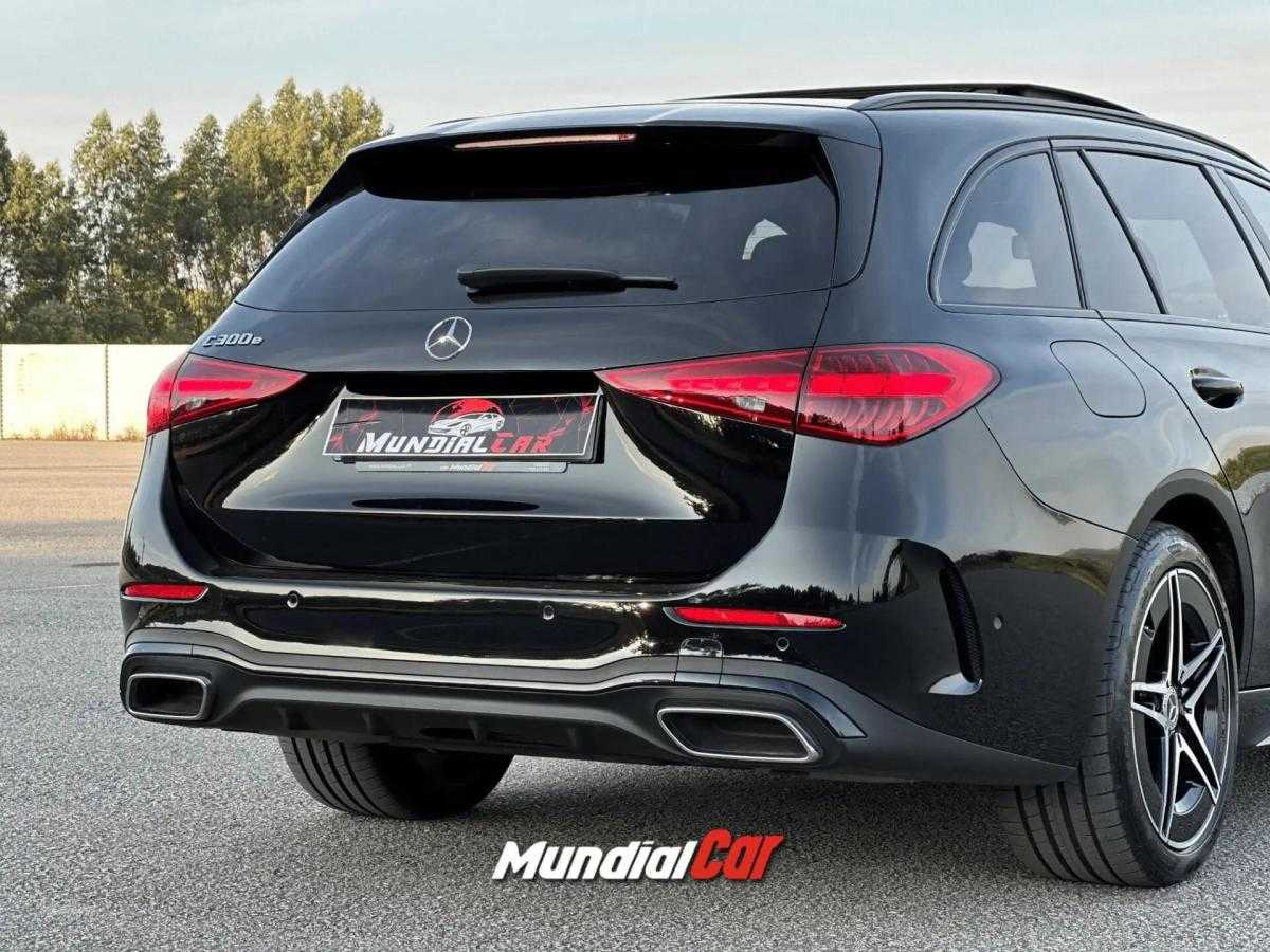 mercedes-benz-classe-c-300-e-2023-hibrido-a-gasolina-1999cc
