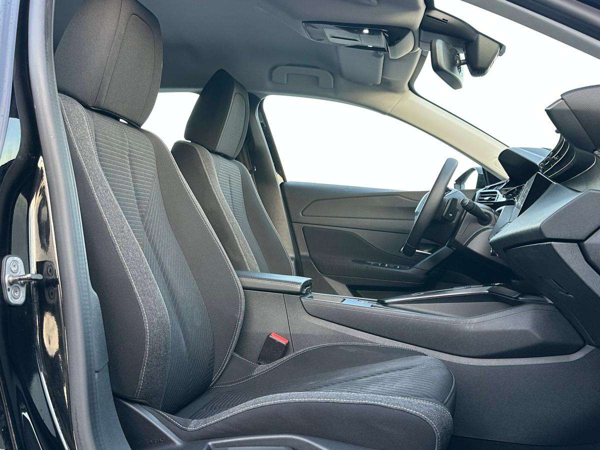 peugeot-308-2023-gasolina-1199cc