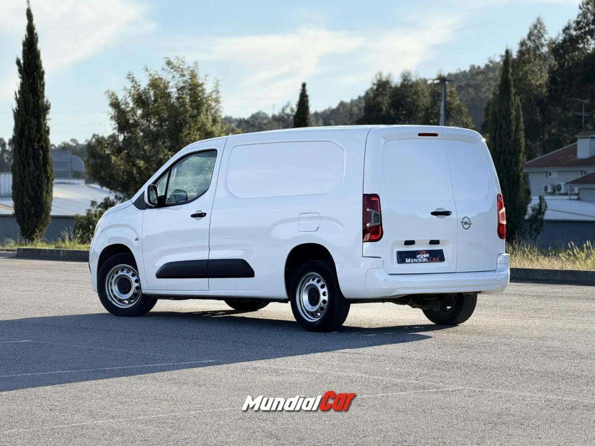 opel-combo-2021-diesel-1499cc