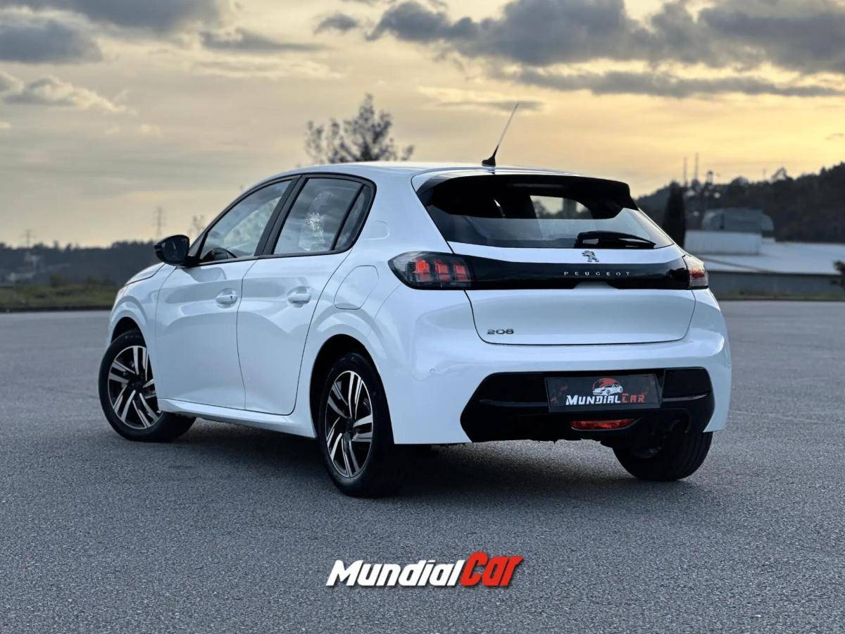 peugeot-208-2022-diesel-1499cc