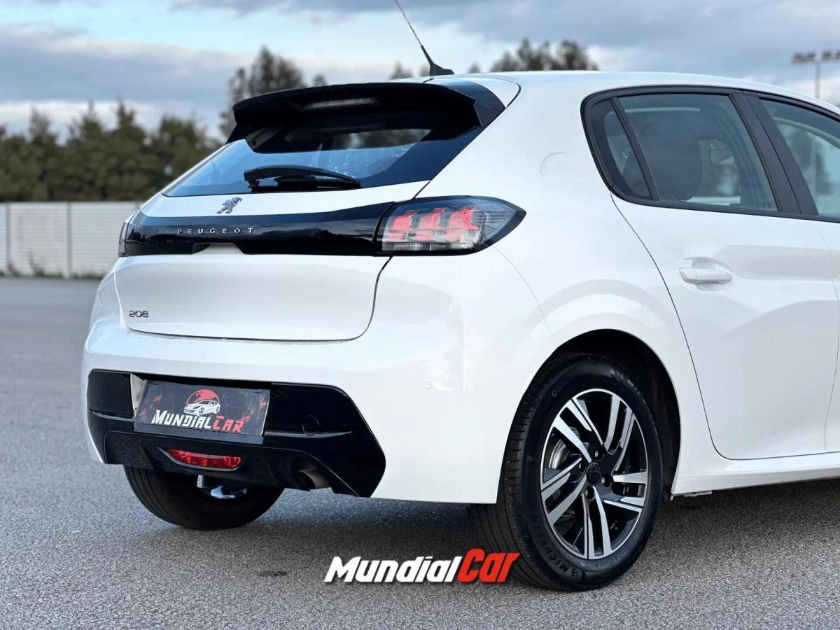 peugeot-208-2022-diesel-1499cc