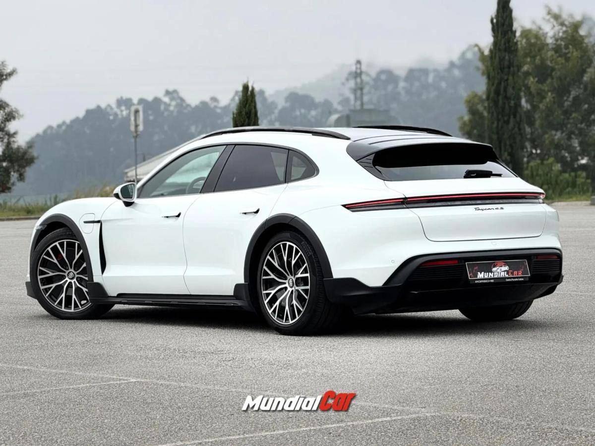 porsche-taycan-2022-eletrico-0cc