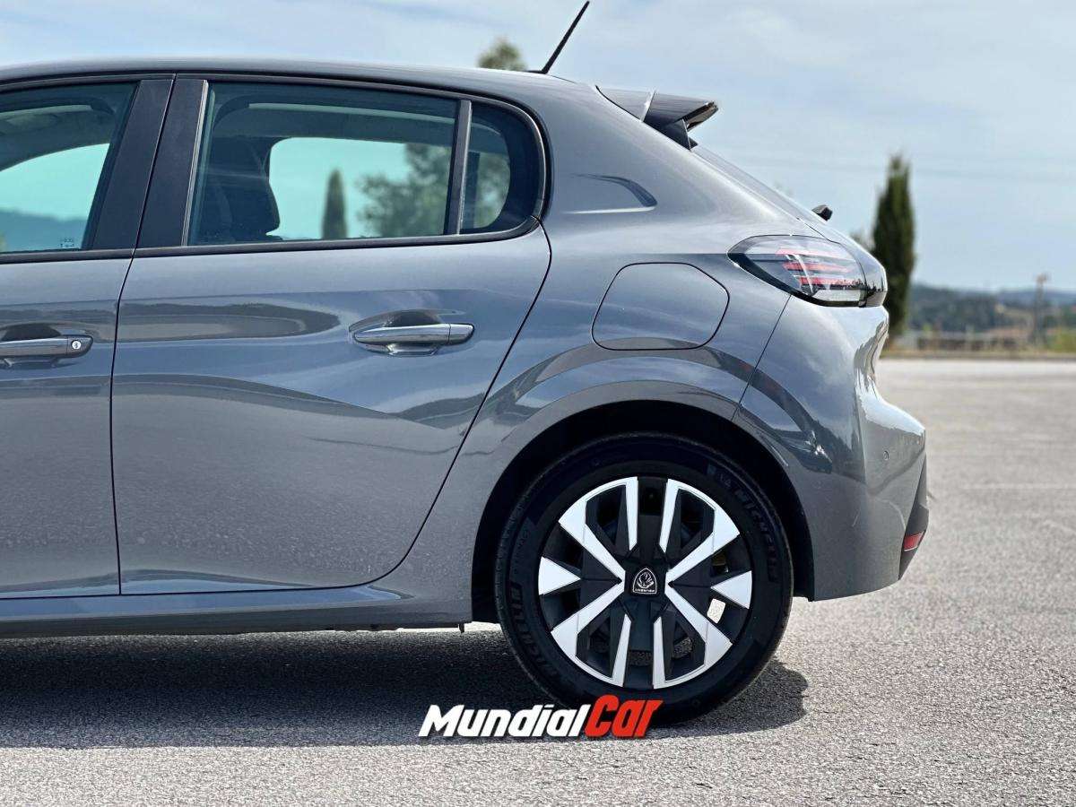 peugeot-208-2024-gasolina-1199cc