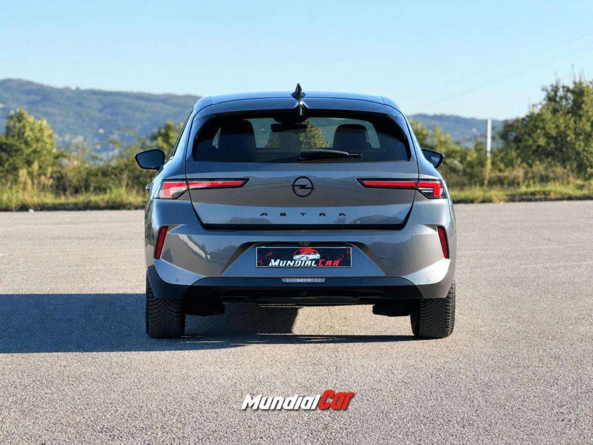 opel-astra-2023-gasolina-1199cc
