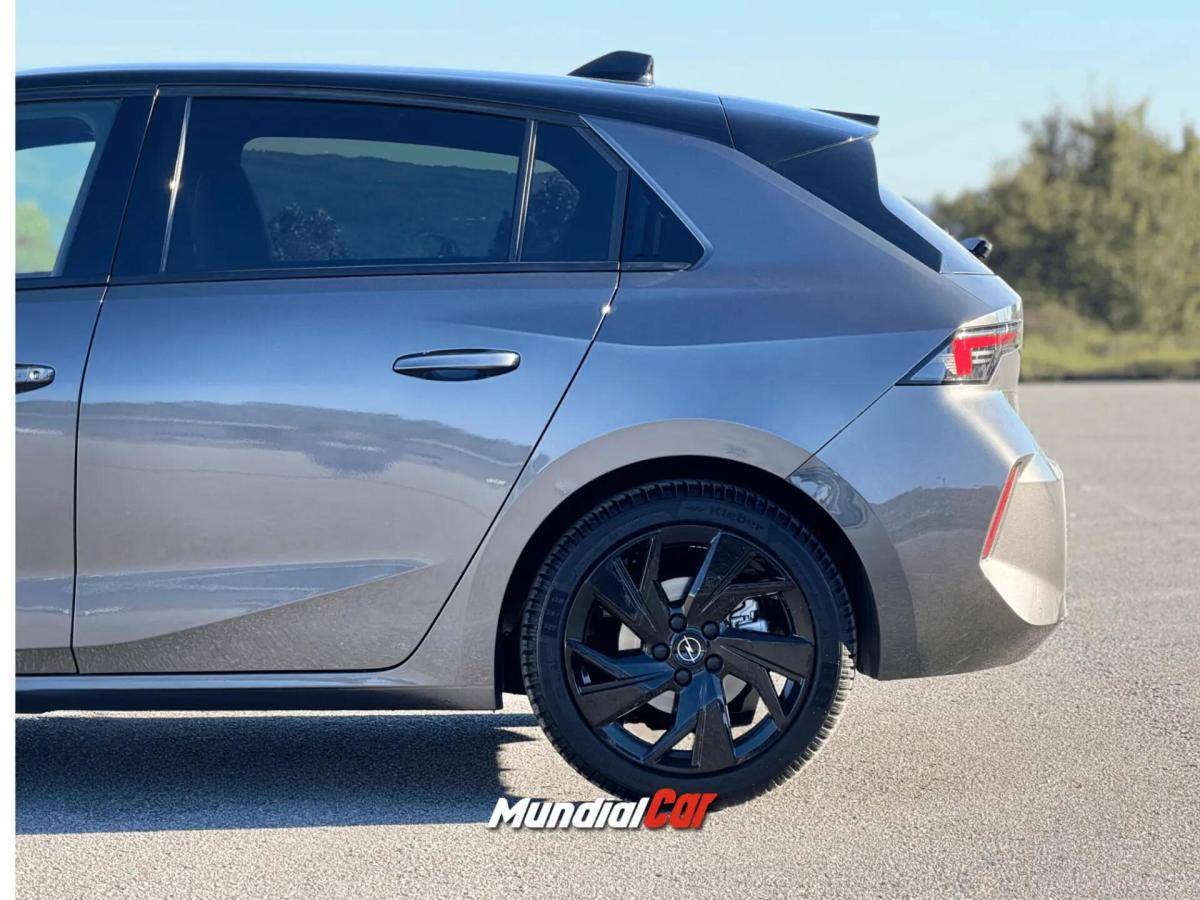 opel-astra-2023-gasolina-1199cc