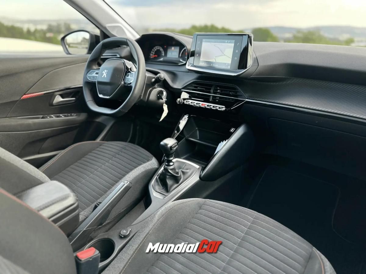 peugeot-208-2022-gasolina-1199cc