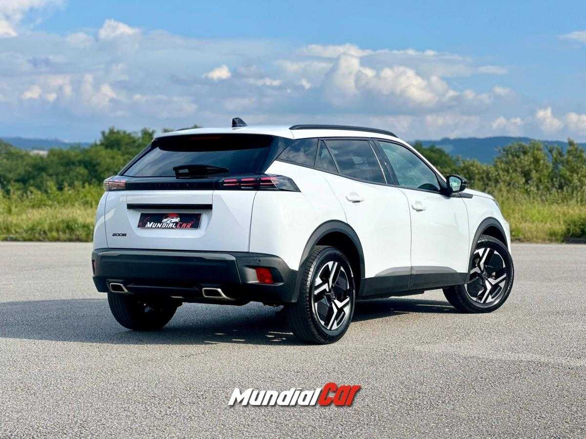 peugeot-2008-2023-gasolina-1199cc