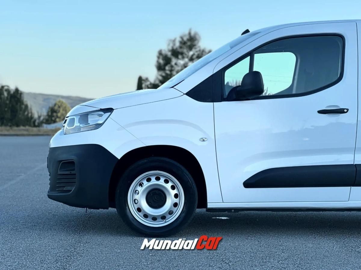 citroen-berlingo-2022-diesel-1499cc