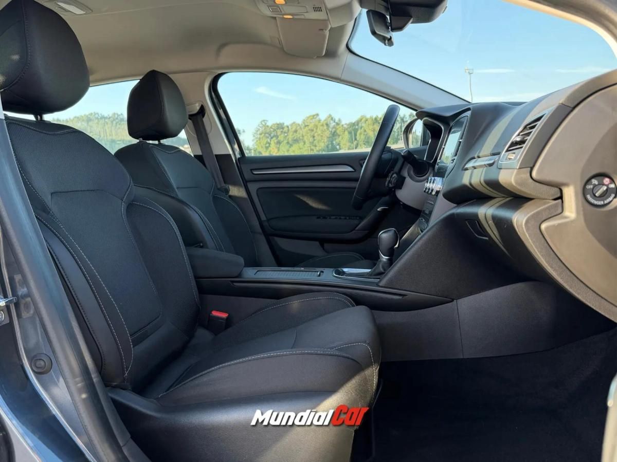 renault-megane-sport-tourer-2022-hibrido-a-gasolina-1598cc