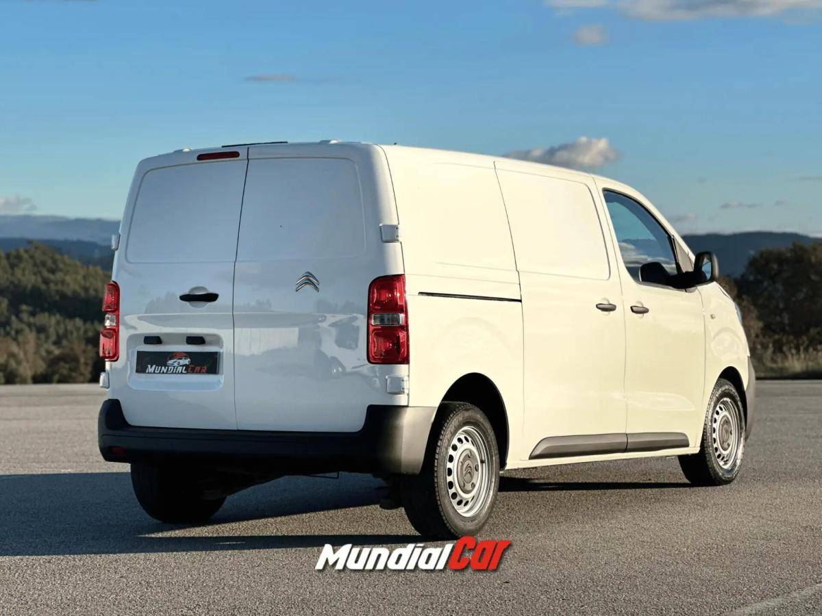 citroen-jumpy-2021-diesel-1499cc